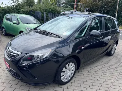 Gebraucht Opel Zafira Tourer Edition 131 PS (96 kW) 2014 Van / Kleinbus