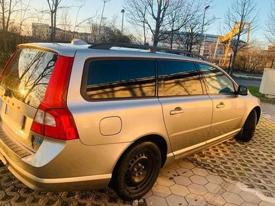 Gebraucht Volvo V70 2009 Gold Kombi