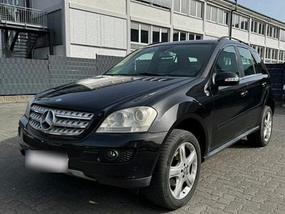 Gebraucht Mercedes ML280 190 PS (139 kW) 2008 Schwarz SUV