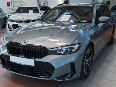 Gebraucht BMW 330 M Sport 245 PS (180 kW) 2025 Grau Limousine
