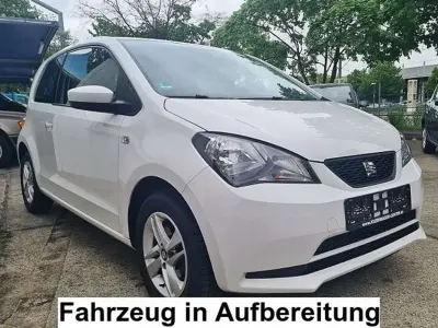 Używany Seat Mii Chic 60 KM (44 kW) 2016 Biały Hatchback