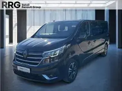 Usata Renault Trafic 150 CV (110 kW) 2024 Nero Monovolume