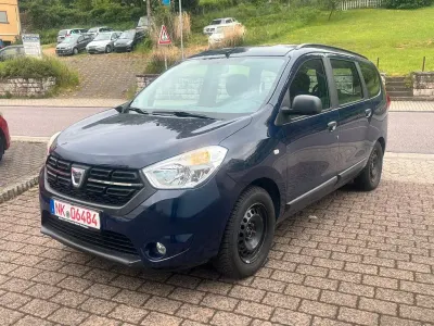 Używany Dacia Lodgy Ambiance 102 KM (75 kW) 2017 Minivan
