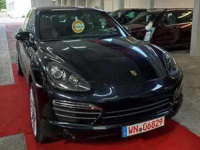 Gebraucht Porsche Cayenne S 400 PS (294 kW) 2013 Schwarz SUV