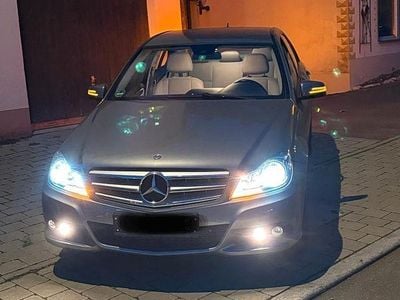Usata Mercedes C180 AMG 156 CV (114 kW) 2011 Argento Berlina