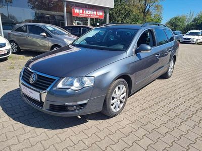 Second-hand VW Passat Comfortline 122 CP (89 kW) 2011 Gri Break