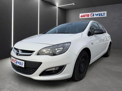 Gebraucht Opel Astra Edition 140 PS (102 kW) 2015 Weiß Limousine