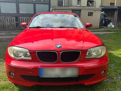 Gebraucht BMW 116 115 PS (84 kW) 2005 Rot Kleinwagen