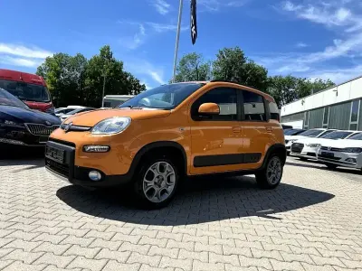 Gebraucht Fiat Panda 4x4 Rock 75 PS (55 kW) 2013 Orange metallic Kleinwagen