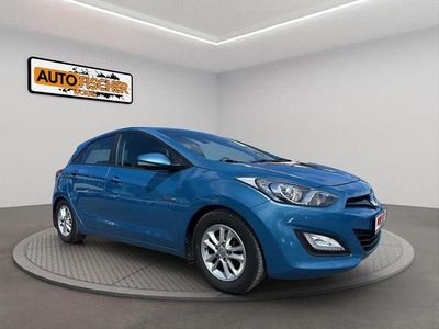 Gebraucht Hyundai i30 110 PS (80 kW) 2014 Blau Limousine