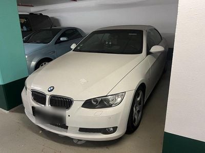 Gebraucht BMW 335 Cabriolet 306 PS (225 kW) 2007 Weiß Cabrio