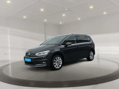 Gebraucht VW Touran Highline 150 PS (110 kW) 2022 Uranograu Van / Kleinbus