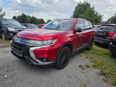 Gebraucht Mitsubishi Outlander Spirit+ 150 PS (110 kW) 2020 Rot SUV