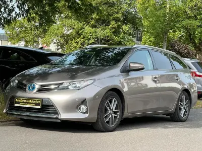 Gebraucht Toyota Auris Touring Sports Edition 136 PS (100 kW) 2015 Grau Kombi