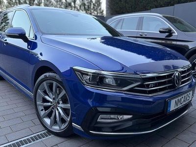 Usata VW Passat R-line 200 CV (147 kW) 2022 Blu Station wagon