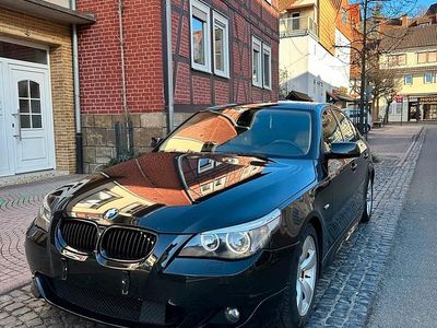Gebraucht BMW 545 M Sport 333 PS (244 kW) 2005 Schwarz Limousine