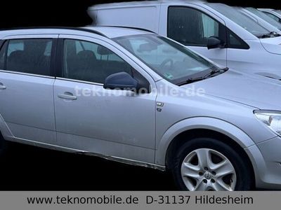 Gebraucht Opel Astra 110 PS (80 kW) 2011 Silber Kombi