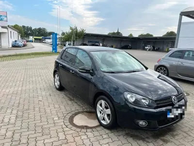 Second-hand VW Golf VII Trendline 105 CP (77 kW) 2012 Albastru Break