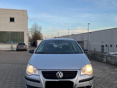 VW Polo