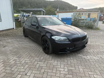 Gebraucht BMW M5 560 PS (411 kW) 2012 Blau Limousine