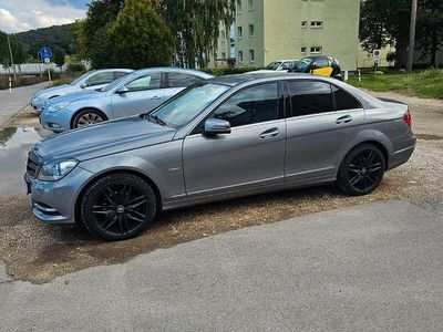 Mercedes 220
