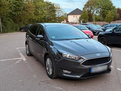 Gebraucht Ford Focus 125 PS (91 kW) 2018 Grau Kombi