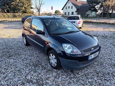 Gebraucht Ford Fiesta Ambiente 60 PS (44 kW) 2006 Blau Kleinwagen