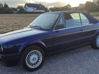 Gebraucht BMW 318 Sport Line 116 PS (85 kW) 1991 Blau Cabrio
