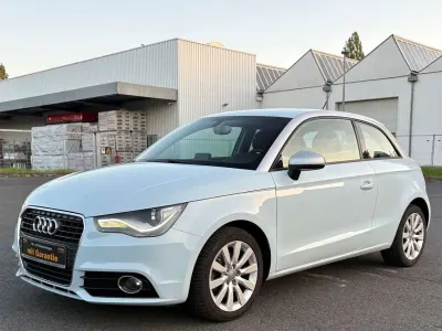 Używany Audi A1 Ambition 122 KM (89 kW) 2012 Niebieski Hatchback