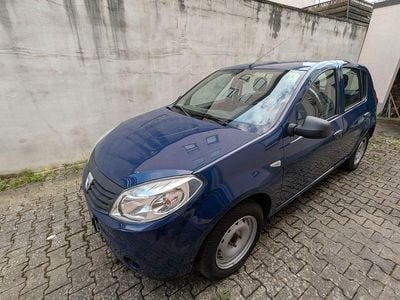 Usata Dacia Sandero 75 CV (55 kW) 2009 Blu Berlina