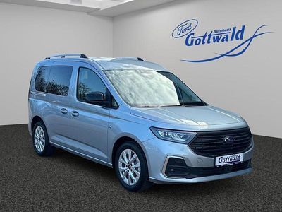 Neu Ford Tourneo Titanium 150 PS (110 kW) 2026 Silber Van / Kleinbus