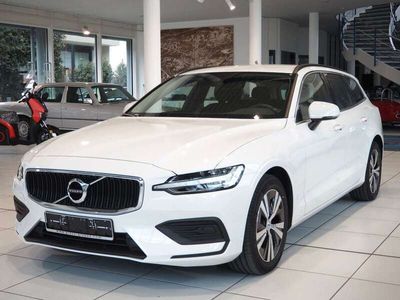 gebraucht Volvo V60 Kombi Momentum Pro RFK/AHK/SHZ/Parkassistent