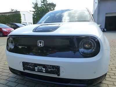 Honda e