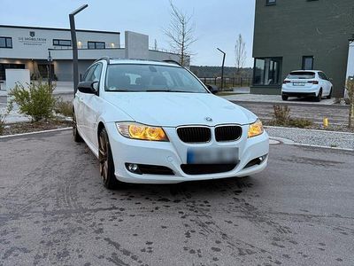 Usata BMW 320 Sport Line 170 CV (125 kW) 2008 Bianco Station wagon