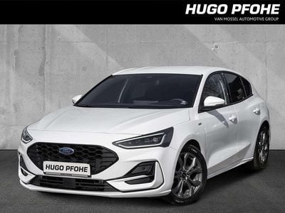 Gebraucht Ford Focus ST-Line X 116 PS (85 kW) 2024 Frozen white uni Limousine