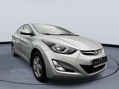 Gebraucht Hyundai Elantra 133 PS (97 kW) 2015 Silber Limousine