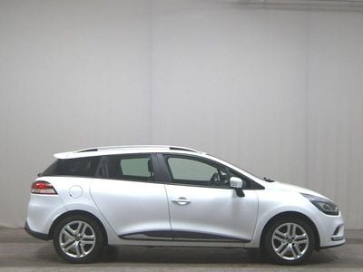 Gletscherweiss Gebraucht 2019 Renault Clio IV Limousine | 7.580 € (Guter Preis)