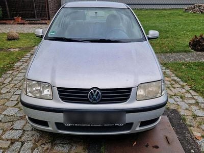 VW Polo