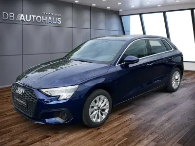 Gebraucht Audi A3 Ambiente 204 PS (150 kW) 2024 Blau Limousine