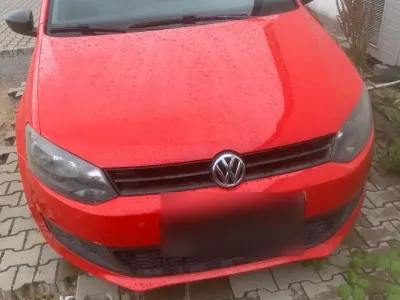 Gebraucht VW Polo 64 PS (47 kW) 2011 Rot Kleinwagen