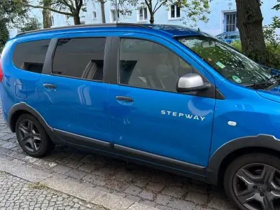 Gebraucht Dacia Lodgy Stepway 116 PS (85 kW) 2017 Blau Van / Kleinbus