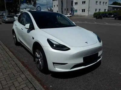 Gebraucht Tesla Model Y 378 kW (514 PS) 2023 Weiß SUV