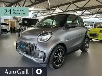 Gebraucht Smart ForTwo Electric Drive 60 kW (82 PS) 2023 Bodypanels in titania grey (matt) Coupé
