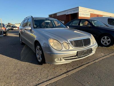 Mercedes E320