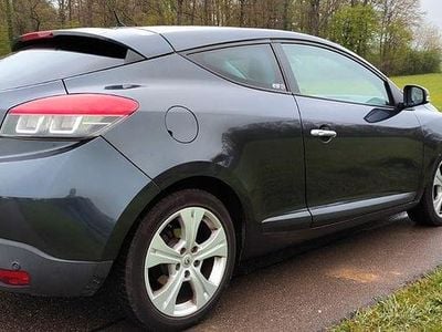 Second-hand Renault Mégane III Dynamique 110 CP (80 kW) 2010 Negru Coupe