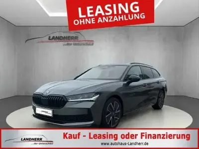 Gebraucht Skoda Superb SportLine 193 PS (141 kW) 2025 Graphite grau (metallic) Kombi