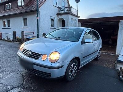 Usata VW Polo 64 CV (47 kW) 2003 Grigio Utilitaria