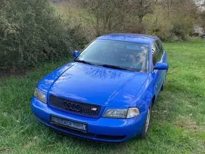 Gebraucht Audi A4 Performance 165 PS (121 kW) 1998 Blau Kombi