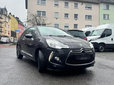 Gebraucht Citroën DS3 156 PS (114 kW) 2011 Schwarz Kleinwagen