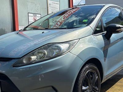 Usata Ford Fiesta Ambiente 82 CV (60 kW) 2009 Blu Utilitaria